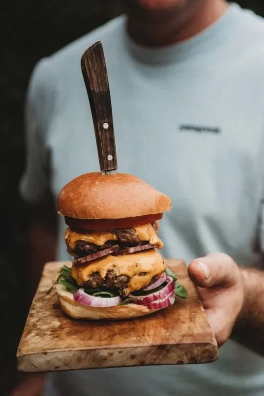 THE ULTIMATE BURGER STACK